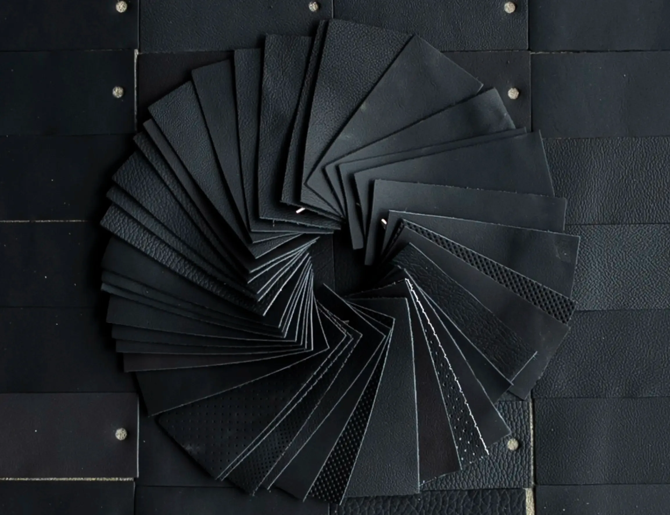 BLACK COLLECTION collection